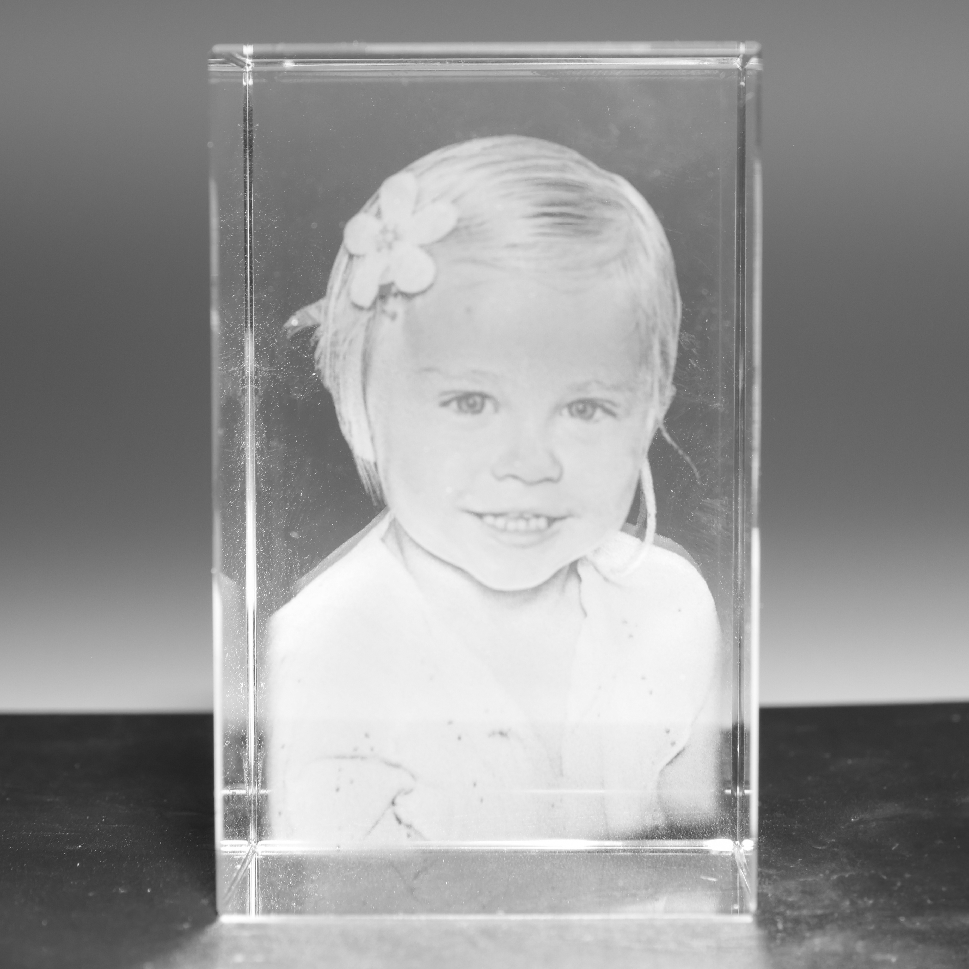 3D krystaller med billede af 2 hoveder